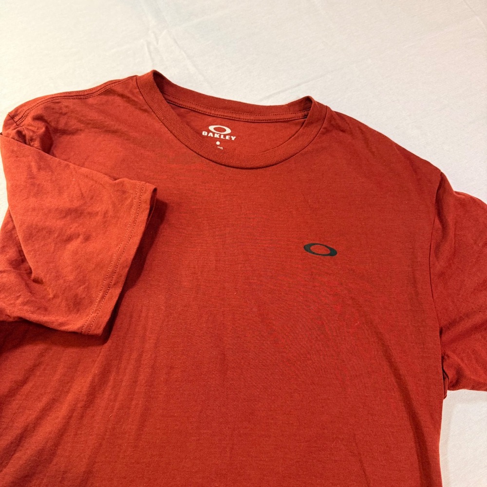Oakley Mens XL‎ Orange Short Sleeve Crewneck Y2K Streetwear Gorpcore Athleisure